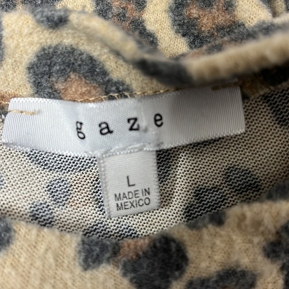 Gaze Leopard Print Super Soft Crop Sweater - Picture 6 of 8